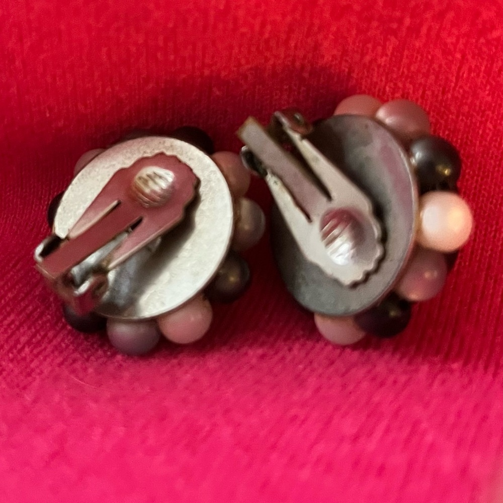 Vintage Classic Black Beaded Clip-On Earrings - Picture 2 of 2